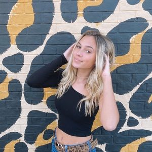 Meet your Posher, Abigail